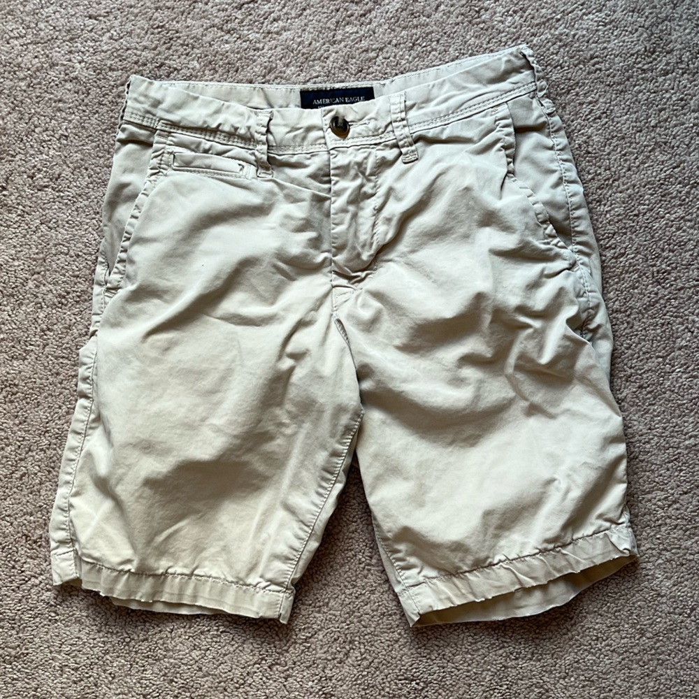American Eagle Extreme Flex Khaki Flat Front WAIST 26 7” inseam